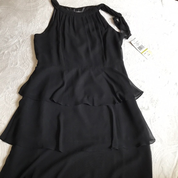 Jessica Howard Dresses & Skirts - NWT black sleeveless dress sz 14 by Jessica Howard